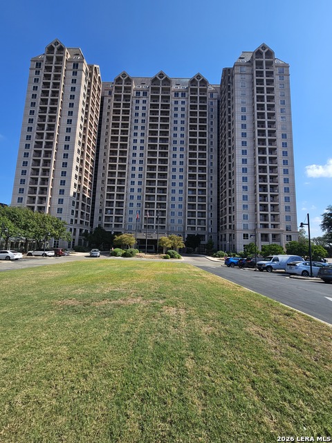 1 Towers Park Ln Property Photo 1