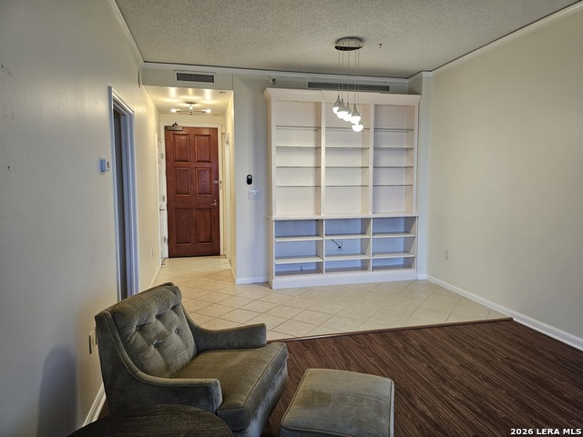 1 Towers Park Ln Property Photo 7