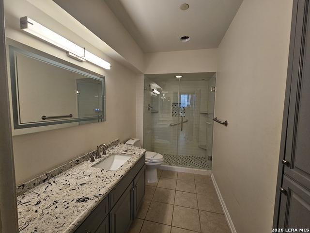 1 Towers Park Ln Property Photo 12