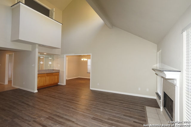 601 Thetford Property Photo 12