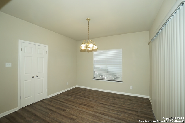 601 Thetford Property Photo 14