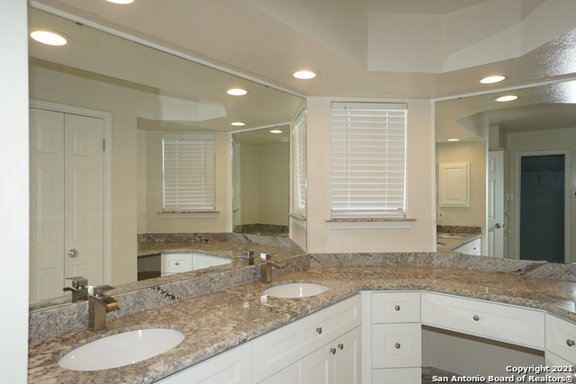 601 Thetford Property Photo 17