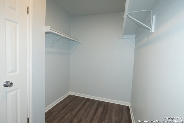 601 Thetford Property Photo 20