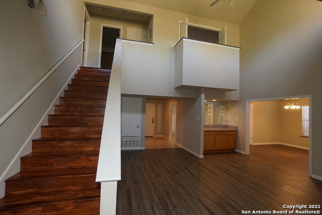 601 Thetford Property Photo 22