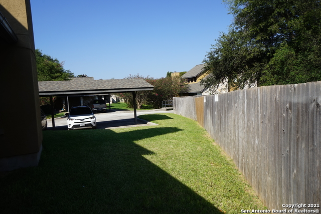 601 Thetford Property Photo 29