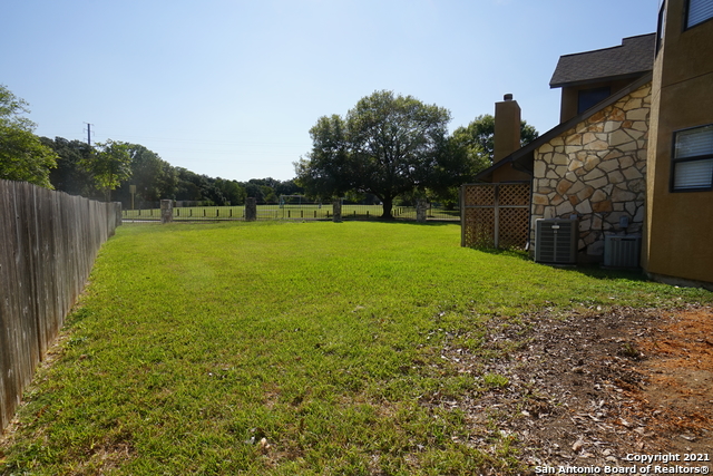601 Thetford Property Photo 30