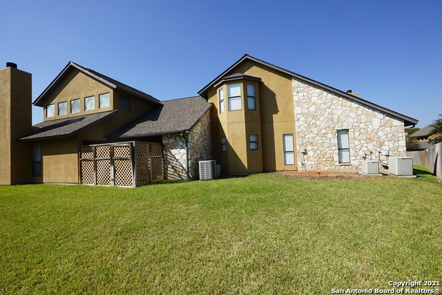 601 Thetford Property Photo 33