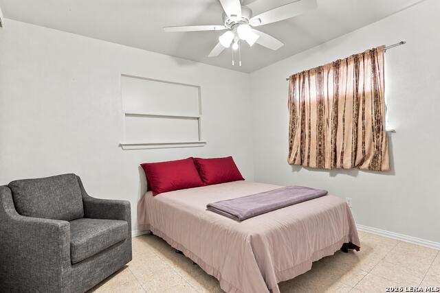 6734 Fellowood St Property Photo 12