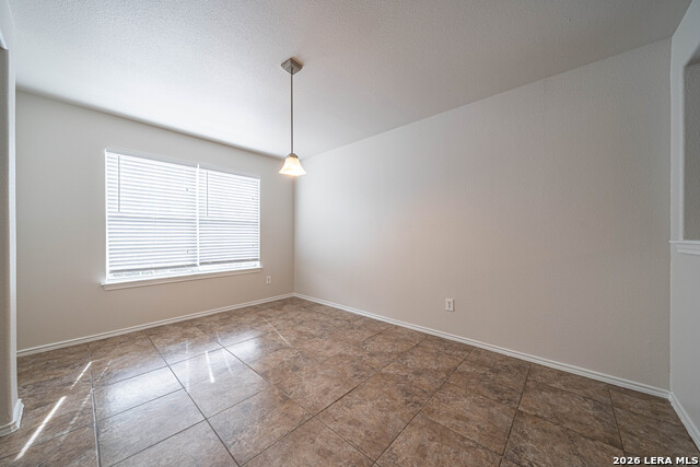 5018 Fountain Hl Property Photo 6
