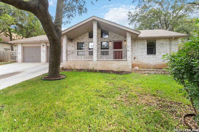 850 Mission Hills Dr Property Photo 1