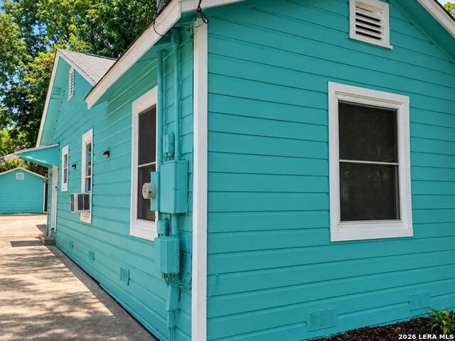 219 N Argo Ave Property Photo 5