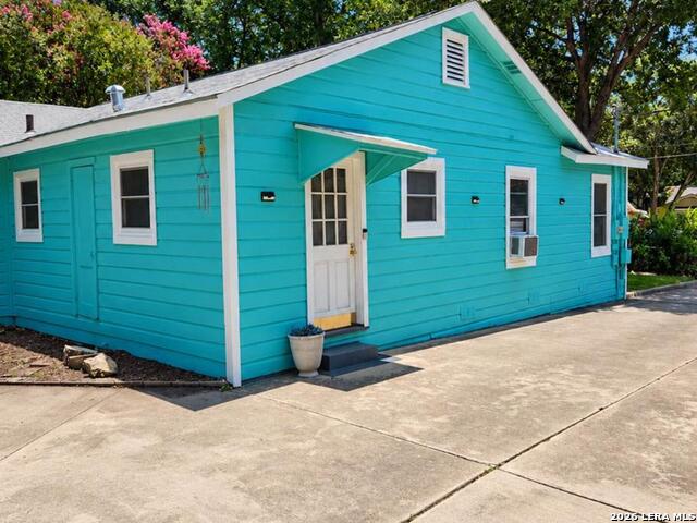 219 N Argo Ave Property Photo 6