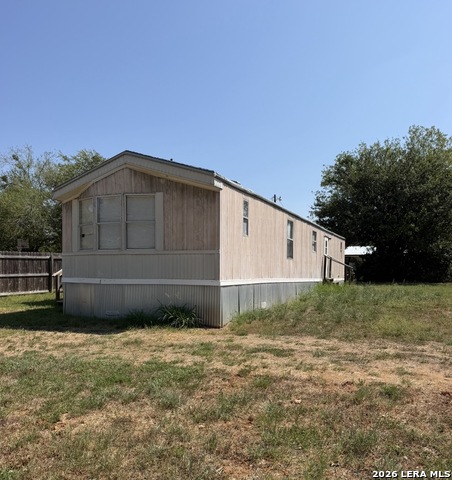 1606 The Lane St Property Photo 10