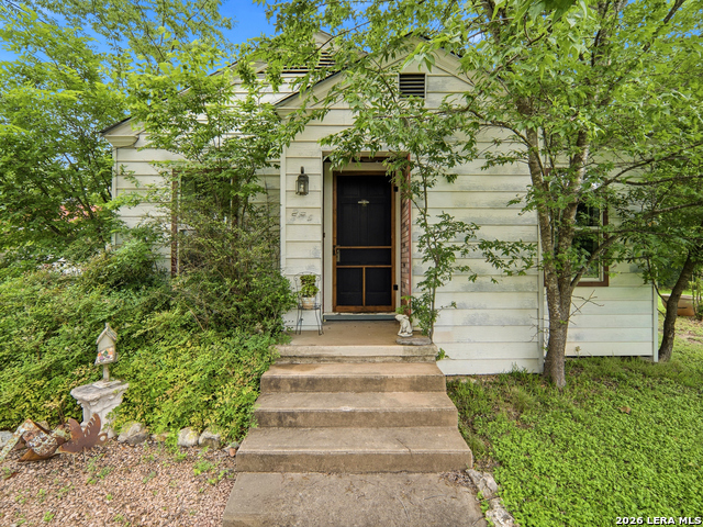 334 Surber St Property Photo 1