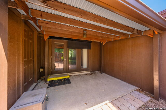 2007 West Ln Property Photo 23