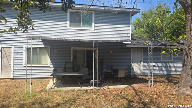 5607 Exeter Dr. Property Photo 2