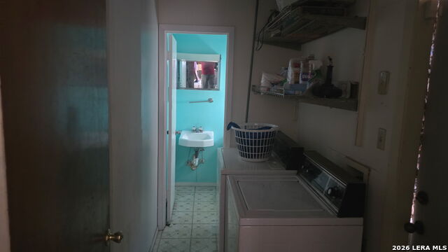 5607 Exeter Dr. Property Photo 15