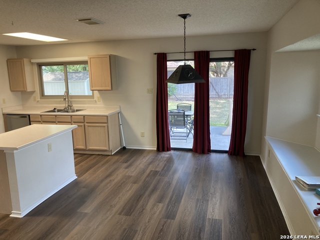 1029 Boxer Pass Dr Property Photo 6
