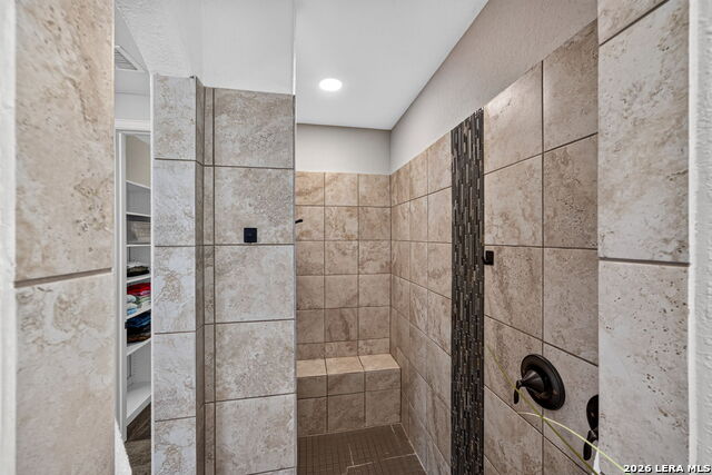 8622 Monterey Fls Property Photo 19