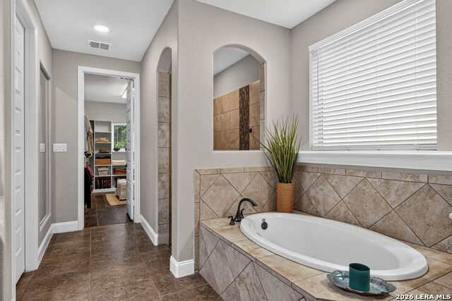 8622 Monterey Fls Property Photo 21