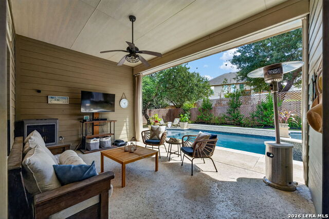 8622 Monterey Fls Property Photo 33
