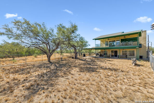 1066 Raices Road Property Photo 3