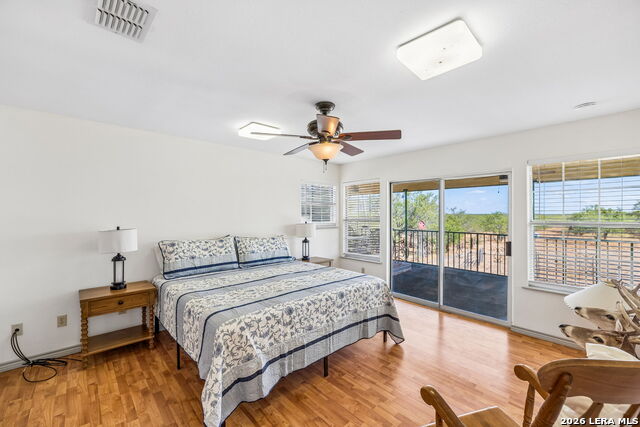 1066 Raices Road Property Photo 11