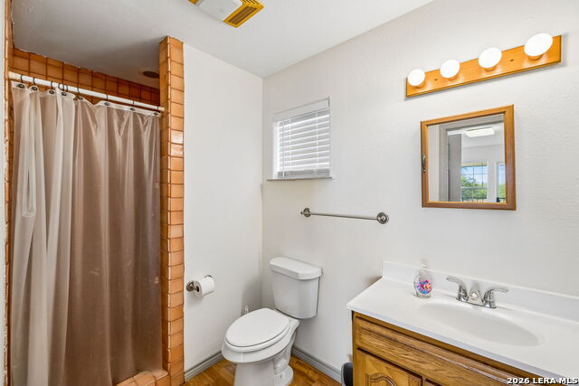1066 Raices Road Property Photo 12