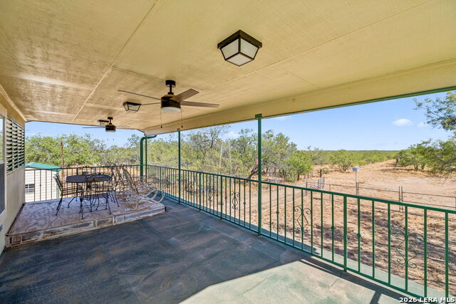 1066 Raices Road Property Photo 13