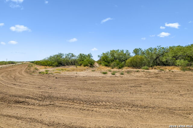 1066 Raices Road Property Photo 26