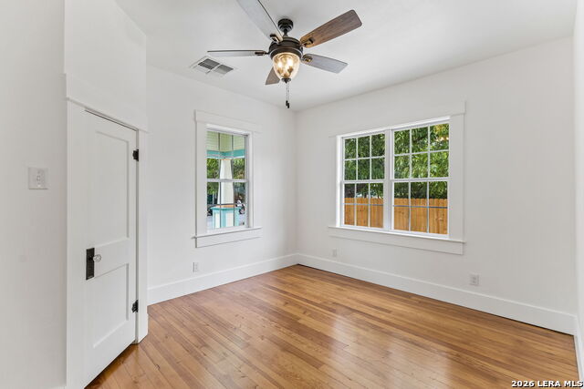 318 Devine Property Photo 19