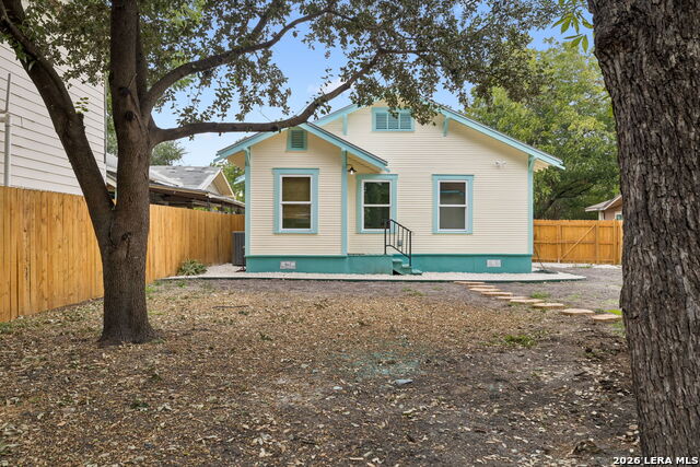 318 Devine Property Photo 55