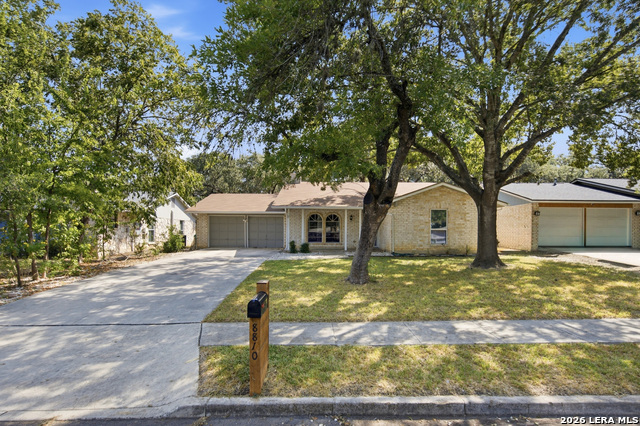 8810 Pertshire Property Photo 2