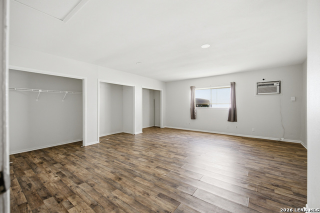 8810 Pertshire Property Photo 10