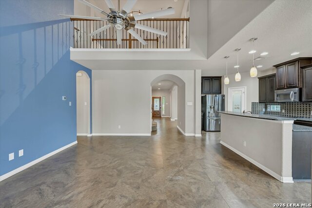 520 Brook Shadow Property Photo 34