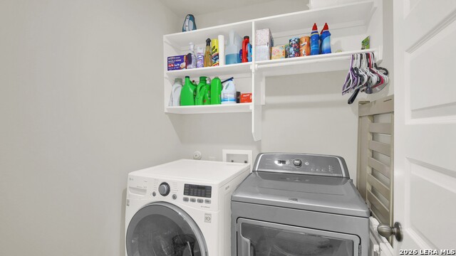 7413 Acela Trl Property Photo 21
