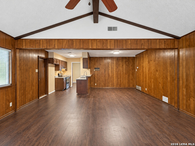 10811 Edgefield Dr Property Photo 6