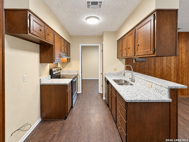 10811 Edgefield Dr Property Photo 7