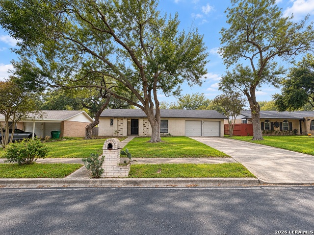 10811 Edgefield Dr Property Photo 17