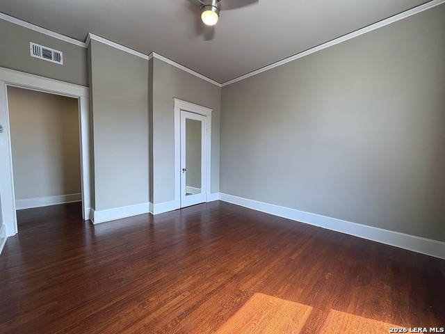 518 W French Place Property Photo 11