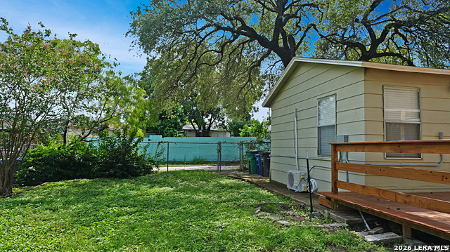 1506 Waverly Ave Studio Property Photo 15