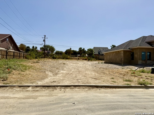 748 Encinal Dr Property Photo 1