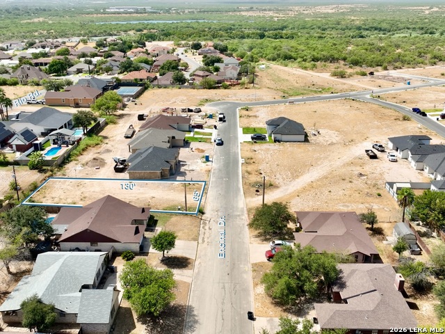 748 Encinal Dr Property Photo 4