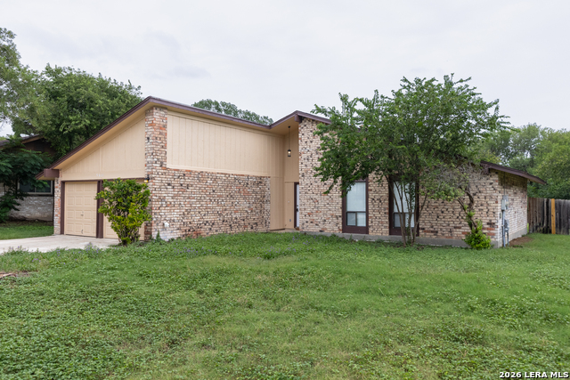 5814 Pineway St Property Photo 2