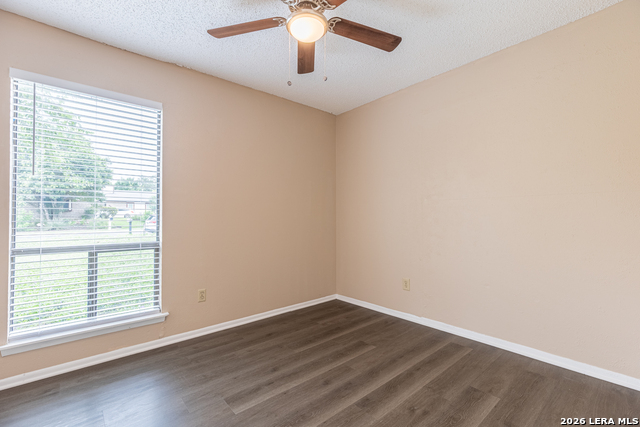 5814 Pineway St Property Photo 16