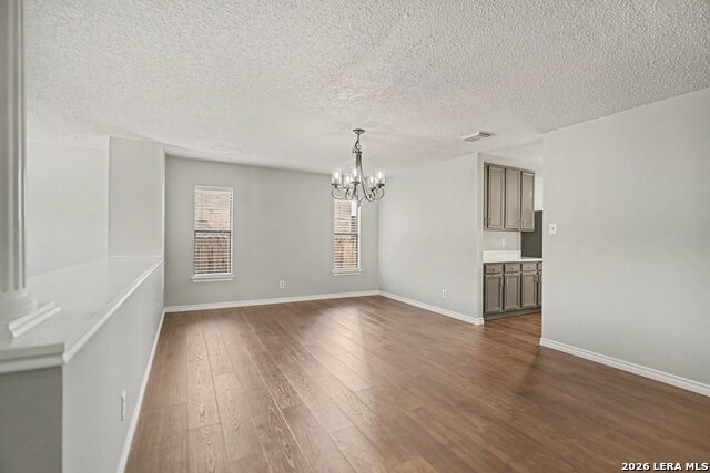 7919 Cherry Glade Property Photo 6