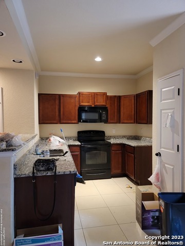 4822 Appleseed Ct Property Photo 4