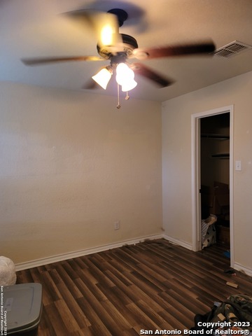 4822 Appleseed Ct Property Photo 7
