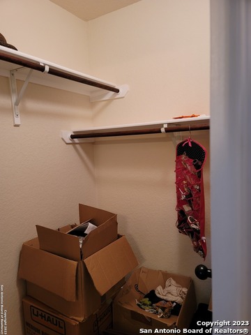 4822 Appleseed Ct Property Photo 8
