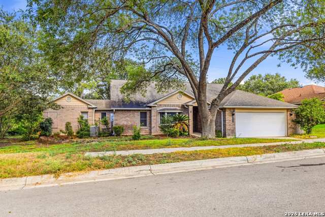 3325 Sherwin Dr Property Photo 6